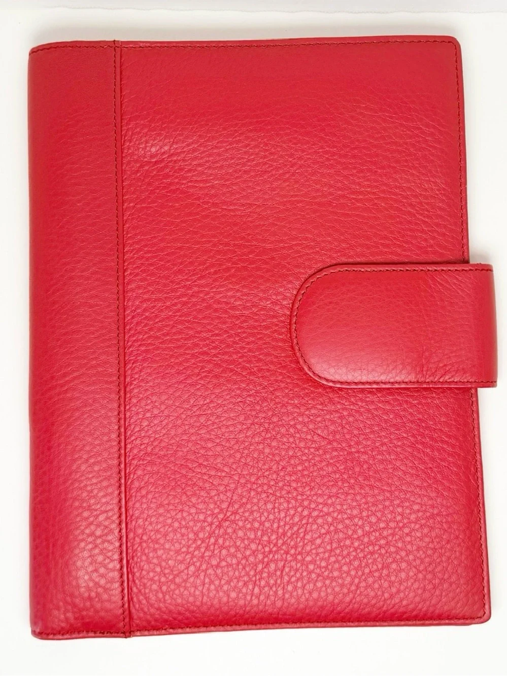 Levenger Red Pebbled Leather Organizer Case with Magnetic Tab Closure, Notepad